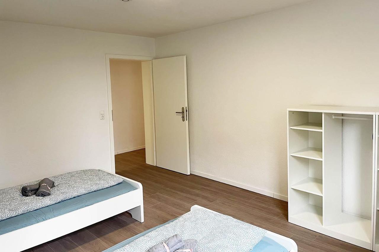 Cozy 2-Room Apartment Bruhl Bagian luar foto