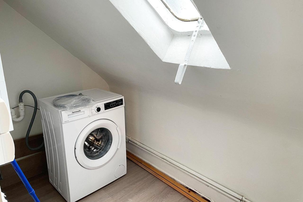 Cozy 2-Room Apartment Bruhl Bagian luar foto